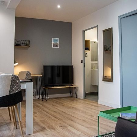 Appart Saint Cyprien + Parking Privatif Poitiers Buitenkant foto